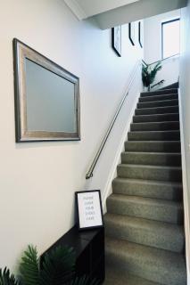 Modern Oasis with Spa, close to shopping centres! - Hamilton - 3
