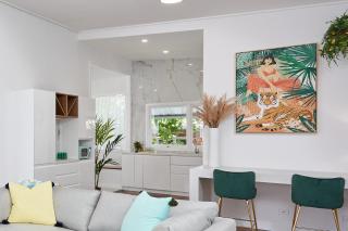 The Queenslander! Complete Entertainer - Huge - Stylish - Games - Full Level Pool Room - Smokehouse - Secure Parking - Yard #NEW! - Gold Coast - 9
