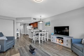 Ocean View 1BR Condo with Private Balcony - Myrtle Beach - 3