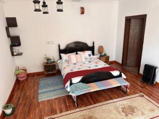 Kebena spacious room with private jacuzzi and walk in closet - Addis Abeba - 4