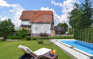 4 Bedroom Nice Home In Smoljanac - 8