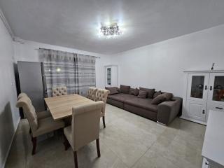 G Home Apartament - Arad - 5