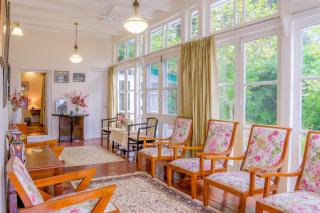 StayVista at Rose Cottage - Bonfire & Scenic View - Shimla - 5