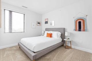 Spacious 2BR in Meridian Kessler by CozySuites - Indianápolis - 1