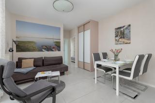 Apartment MiAMar in Rogowo with Furnished Terrace and Parking by Noclegi Renters - Rogowo - 9