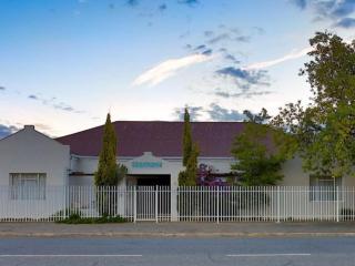 Karoo Country Guesthouse - De Aar - 7
