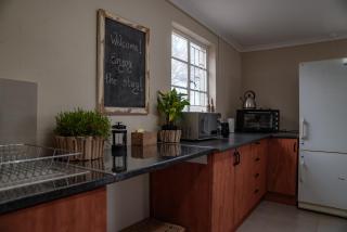 Eco Farm Cottage - Millvale - 6