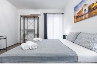 Palazzo dei Normanni & Ballarò Roomy Modern Apt x9 - Palermo - 1