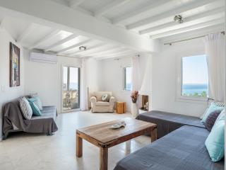 BayBees Sea View Residence - 9