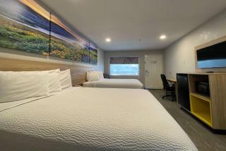 Days Inn by Wyndham Near Seaworld San Antonio - San Antonio - 3