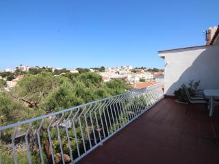 Apartamento con gran terraza y vistas panorámicas, a 300 m de la playa. - ES-228-45 - 2