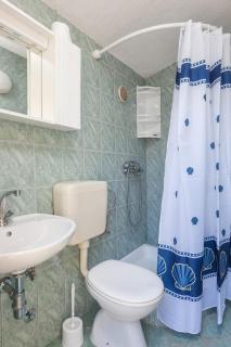 Holiday home Sweet Shelter with jacuzzi - Živogošće - 1