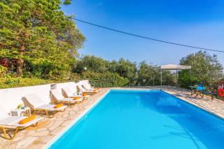 Villa Yiannakis - Nissaki - 7