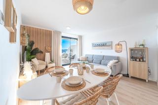 New duplex with sea view to Gibraltar & Africa and walking distance to the beach - 0