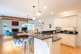 Perfectly private location w deeded beach access - Orleans - 4