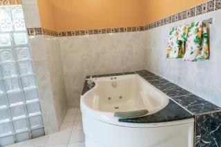 YanceyLargo-6BR Two-Story Estate with Mountain Views - Montego Bay - 1