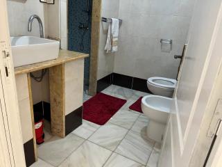 Stor lejlighed med havudsigt i Malabata - 4