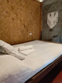 Zhaya's Beach & Cottages - 6