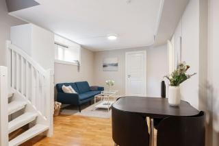 New! Modern City Apt: Central w/ Private Entrence - 7