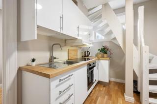 New! Modern City Apt: Central w/ Private Entrence - Bergen - 4
