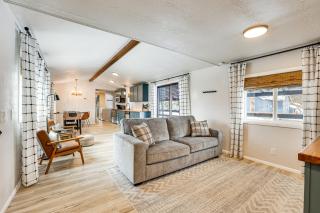 Downtown Cascade Vacation Rental Less Than 1 Mi to Lake! - Cascade - 7