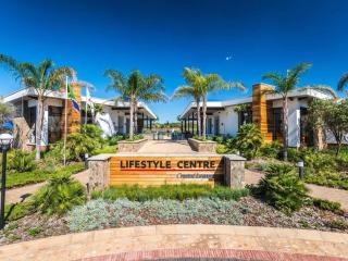 Luxury beach lagoon 1 Bedroom apartment - Pretoria - 8