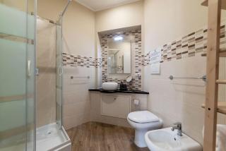 Merulana Bright Apartment - Rome - 9