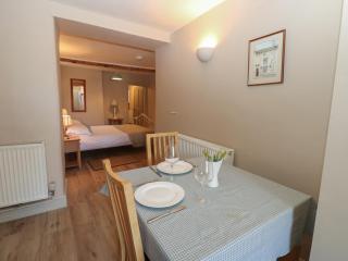 8 Market Place - 3