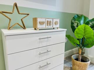 Delightful Ealing Retreat - Steps to Tube & Shops - Ealing - 7