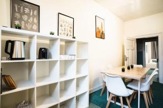 Osnabrücker Strasse Wooon 6 I Teams I 3-Zimmer I WLAN I P - 0