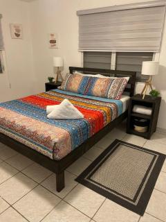 Cozy Cute Home 2nd floor pay at the property and we have many method of payments just ask us - Fajardo - 2