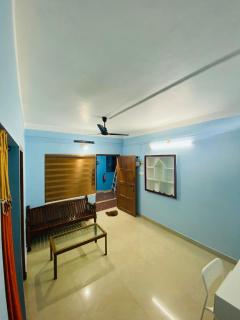 VEE CEE TOWER FURNISHED APPARTMENT - 8