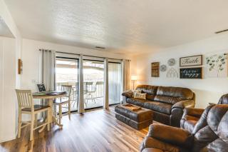 Screened Balcony and Views Modern Osage Beach Condo - Osage Beach - 7
