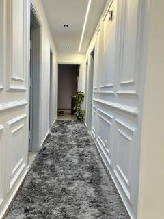 Luxury apartment in Sheikh Zayed City - 3