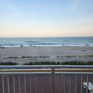 Oceanfront Efficiency T208 - Myrtle Beach - 3