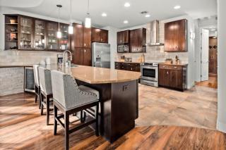 Larimer Square Luxury - Office - Downtown Hub - 8