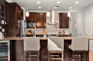 Larimer Square Luxury - Office - Downtown Hub - 2