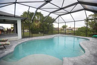 Waterfront Retreat, Heated Pool, Fishing - Yonkers - 9