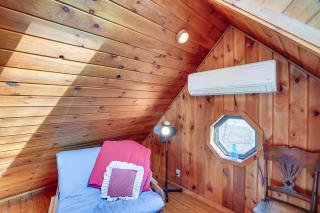 Pet-Friendly Cabin Overlooking Sleepy Hollow Lake - Athens - 1
