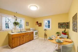 City Serenity Apt 1 Mi to Downtown Asheville! - Asheville - 2