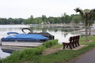 "The Tahoe" Modern Lake House Retreat Close to Beach & Lake - Edinboro - 6