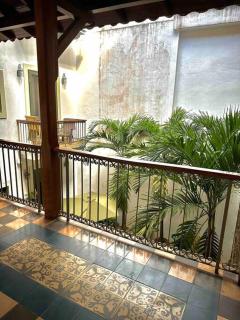 LUXURY Mid-Century Apartment In Casco Viejo - 7