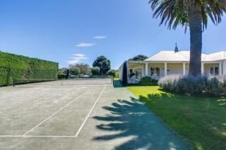 Tara fully fenced pool and pest control done regularly and can be done before booking - Portsea - 7