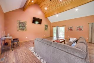 Spacious House on Half Acre Less Than 3 Mi to Beach! - Sawyer - 6