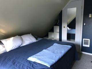 King bed, sunset deck, firepit, beach access, pet friendly - Ocean Park - 6