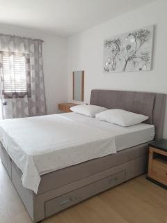 Apartments by the sea Omis - 21590 - 2