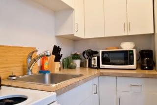 Cozy Studio Perfect for Business Travelers Downtown - 4