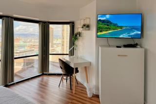 1BR Ocean Sunset View With Parking - Honolulu - 3