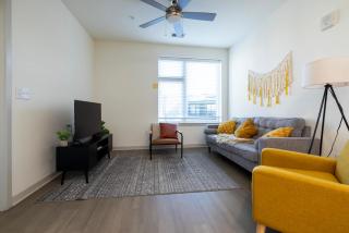 Modern Nulu 2BR CozySuites 01 - Louisville - 8
