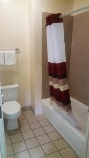 Red Roof Inn & Suites Houston – Humble/IAH Airport - Humble - 1